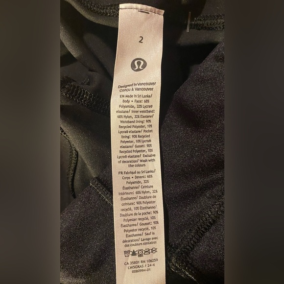 NWT Lululemon Satin Shine High-Rise Tight 25"
Black - Picture 6 of 8